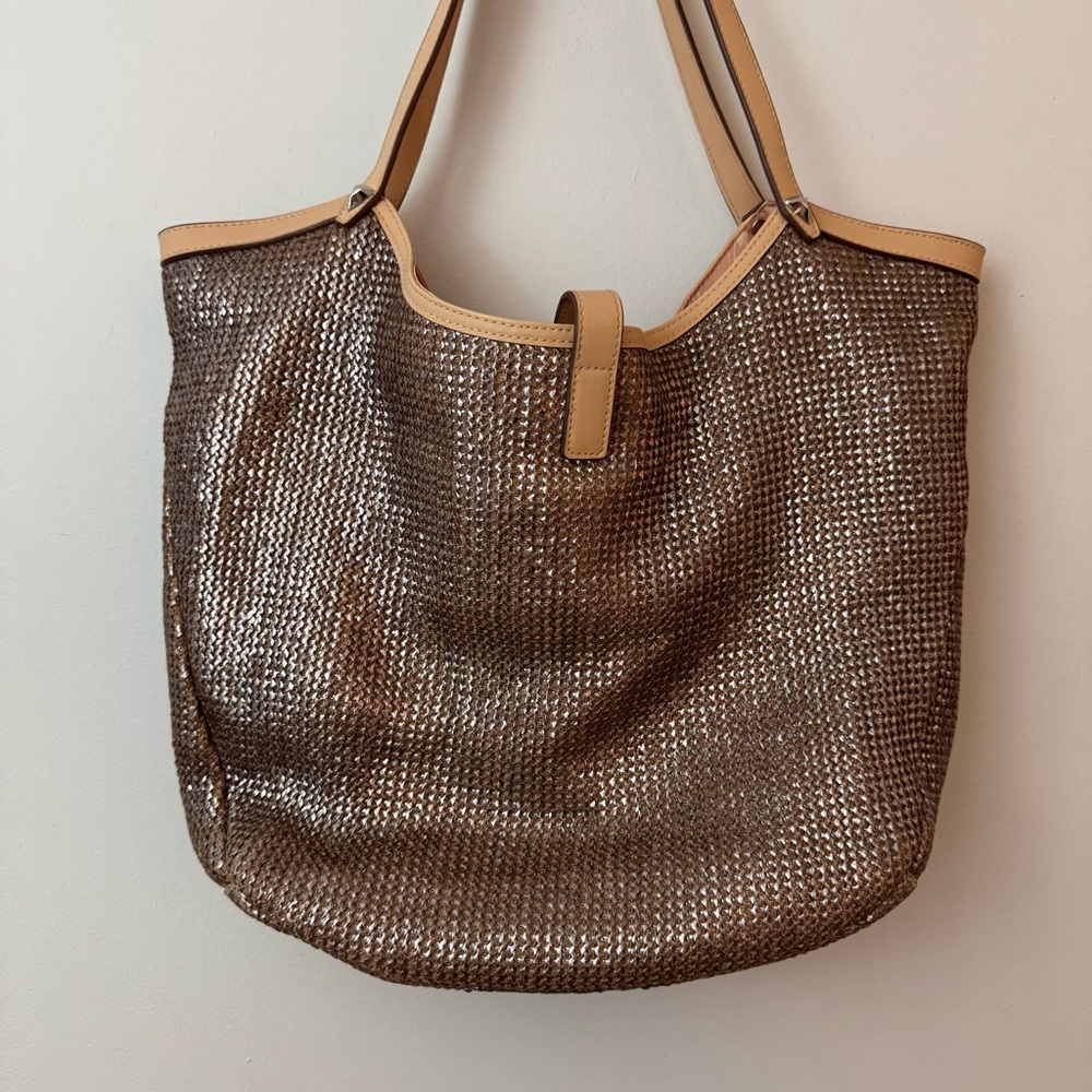 New STELLA & DOT RIVIERA Tote Rose Gold Metallic Woven Purse, Shoulder Bag - Picture 2 of 9